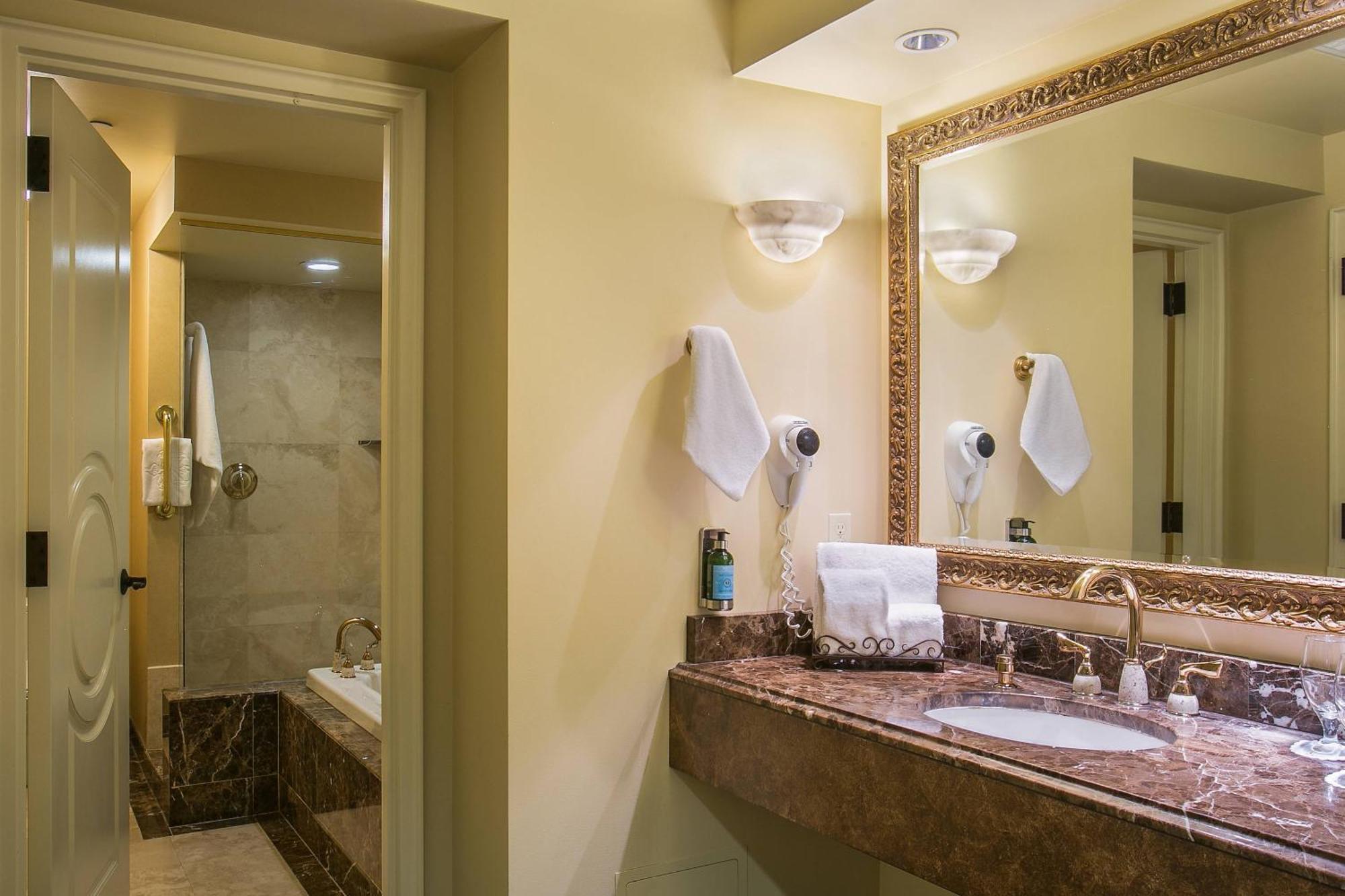 Davenport Hotel, Autograph Collection Hotel Spokane